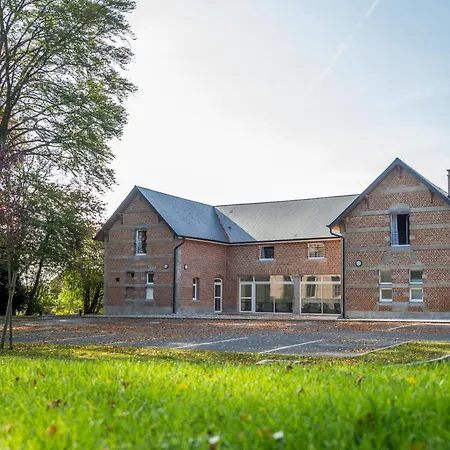 Hotel Chateau De La Marliere 3*