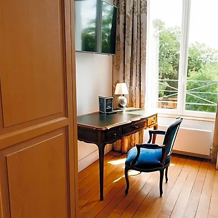 Chateau De La Marliere 3*
