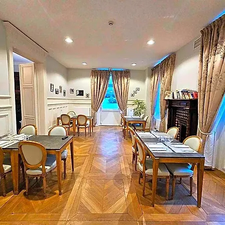Chateau De La Marliere Hotel
