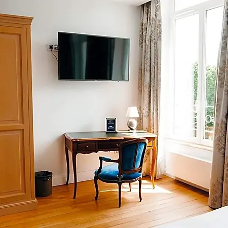 Chateau De La Marliere 3*