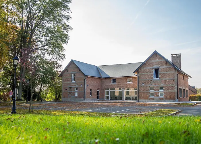 Hotel Chateau De La Marliere 3*