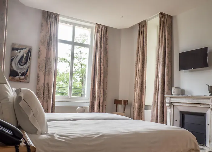 Hotel Chateau De La Marliere 3*